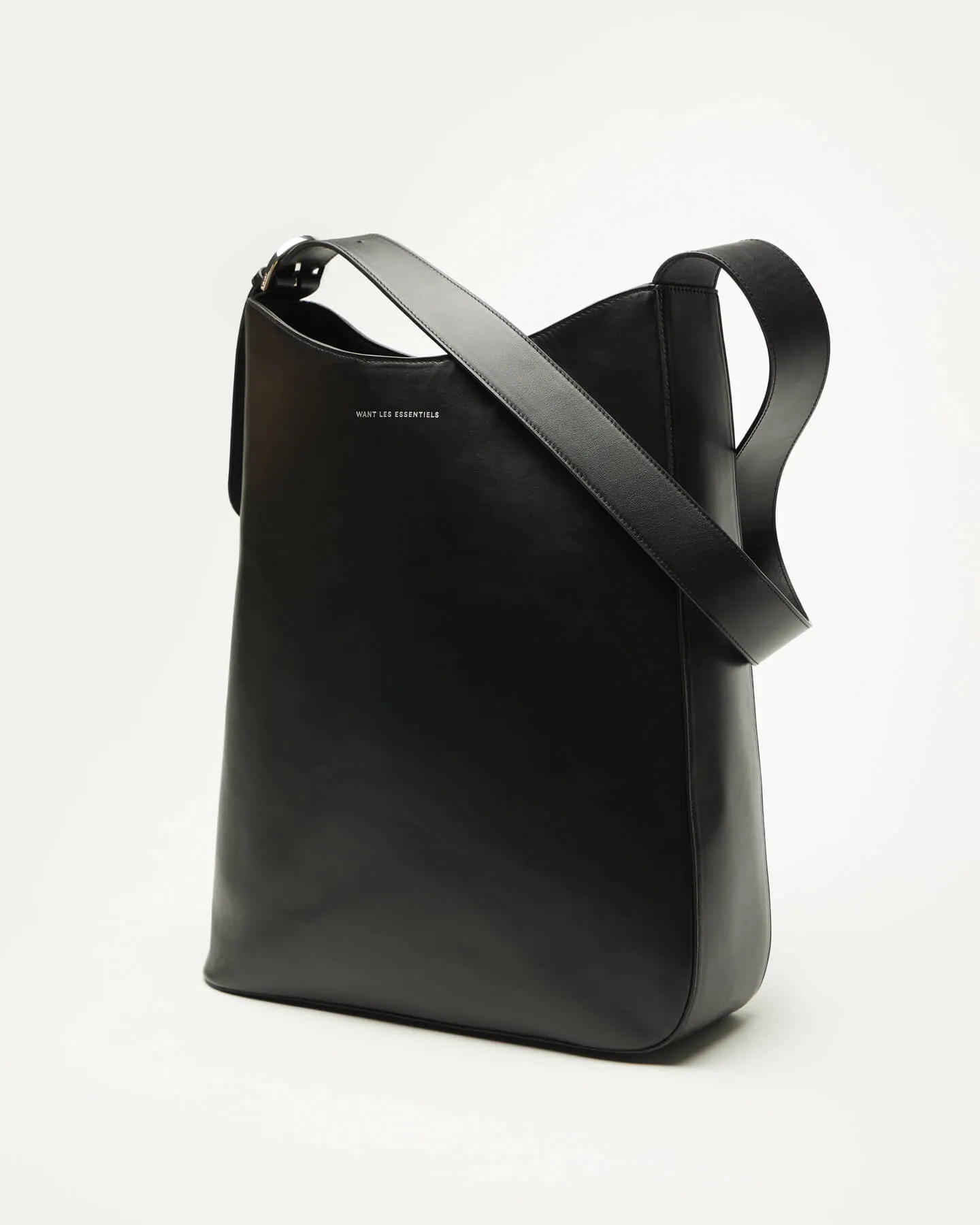 Arch XL Smooth Leather Shoulder Bag