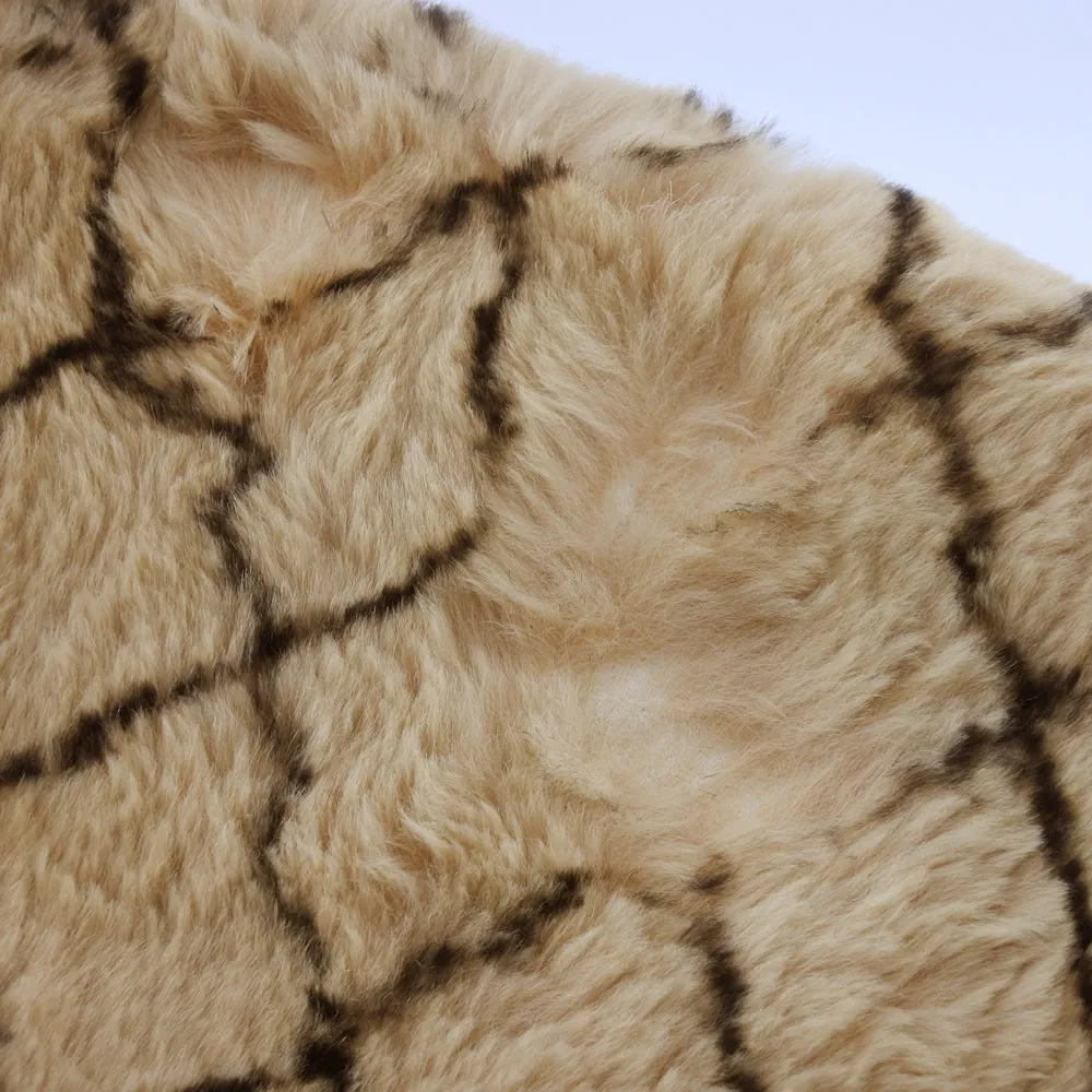CHANEL Shoulder Bag Fur, Leather beige Matrasse ChainShoulder