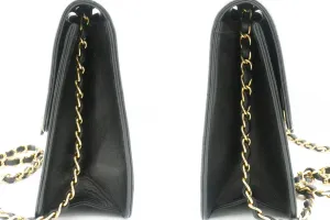 CHANEL Shoulder Bag