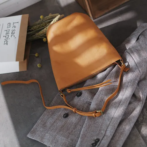 Fashion Womens Brown Leather Bucket Shoulder Bag Soft Leather Zipper White Tote Bucket Crossbody Bag Side Purse