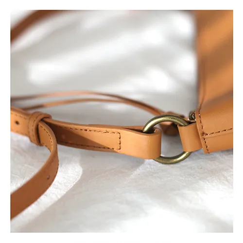 Fashion Womens Brown Leather Bucket Shoulder Bag Soft Leather Zipper White Tote Bucket Crossbody Bag Side Purse