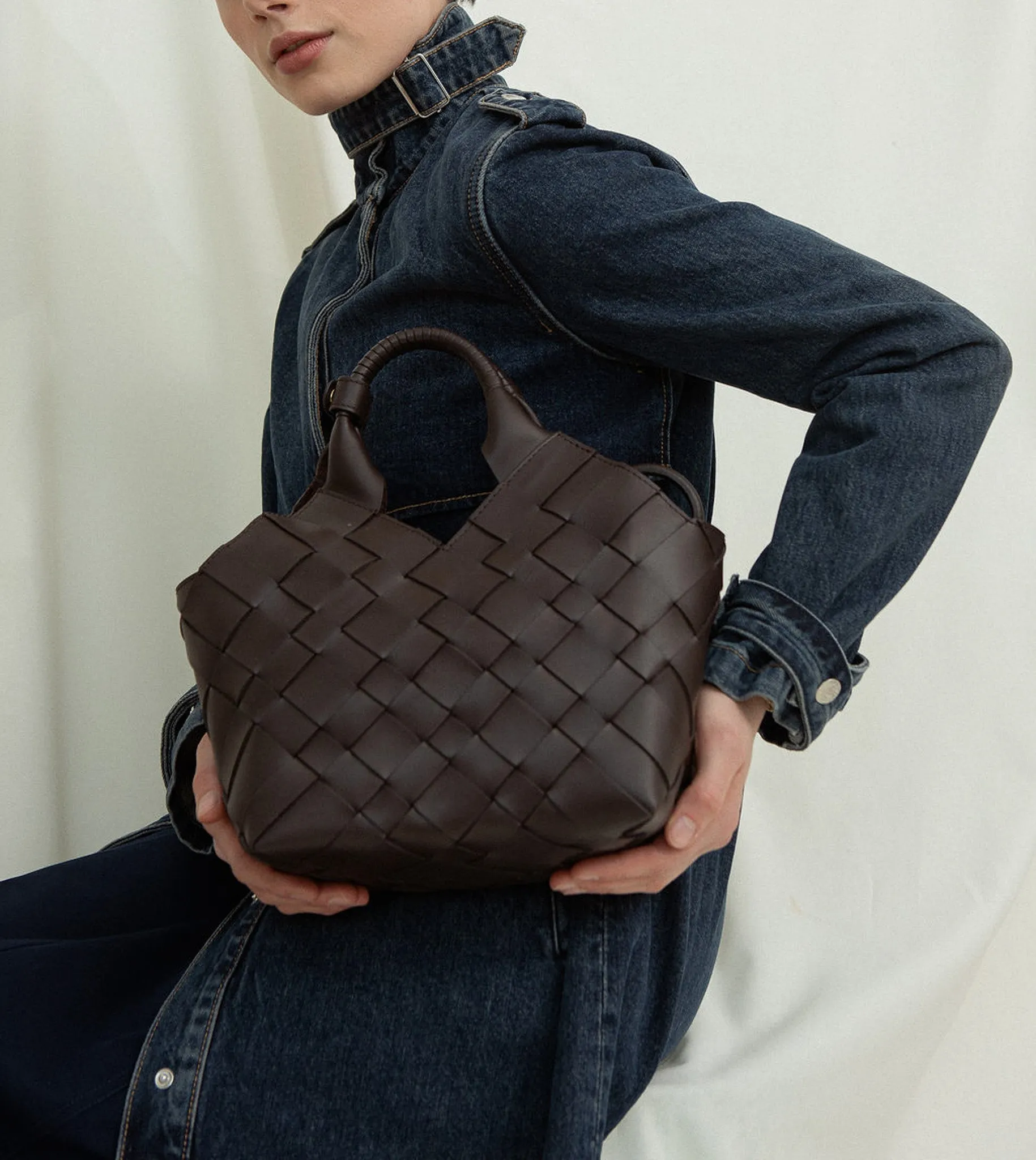 MISU Vanilla Raffia Shoulder bag