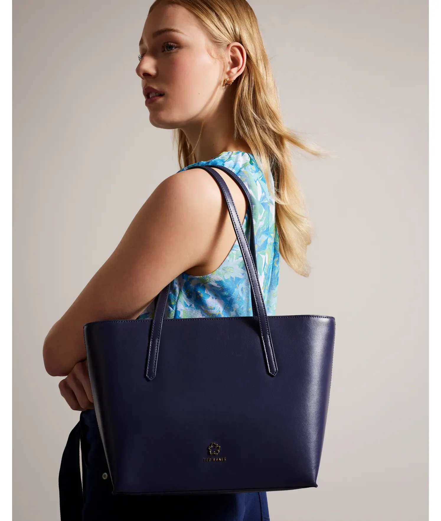 T.E.D B.A.K.E.R Jorjina Tote Bag