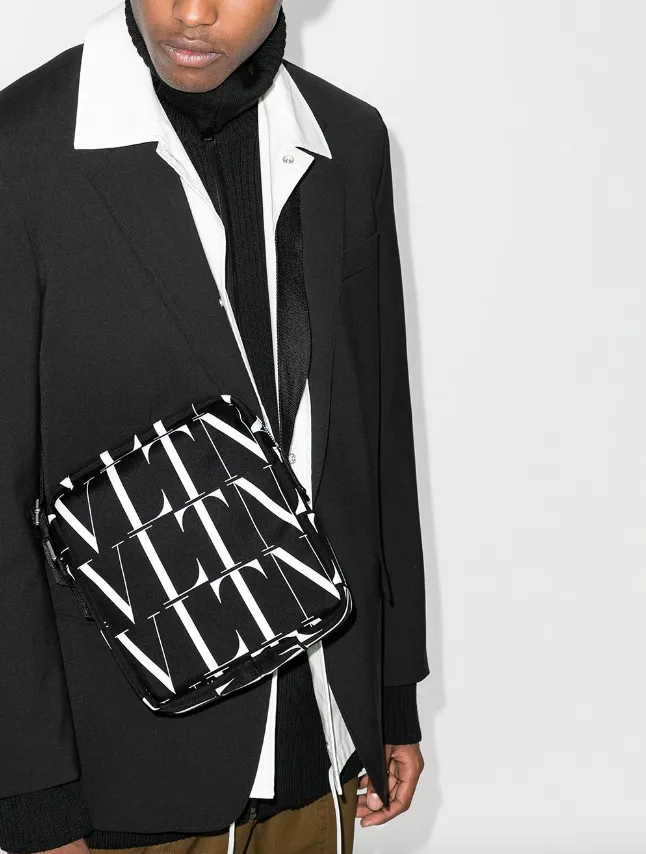 Valentino Garavani VLTN logo-print camera bag