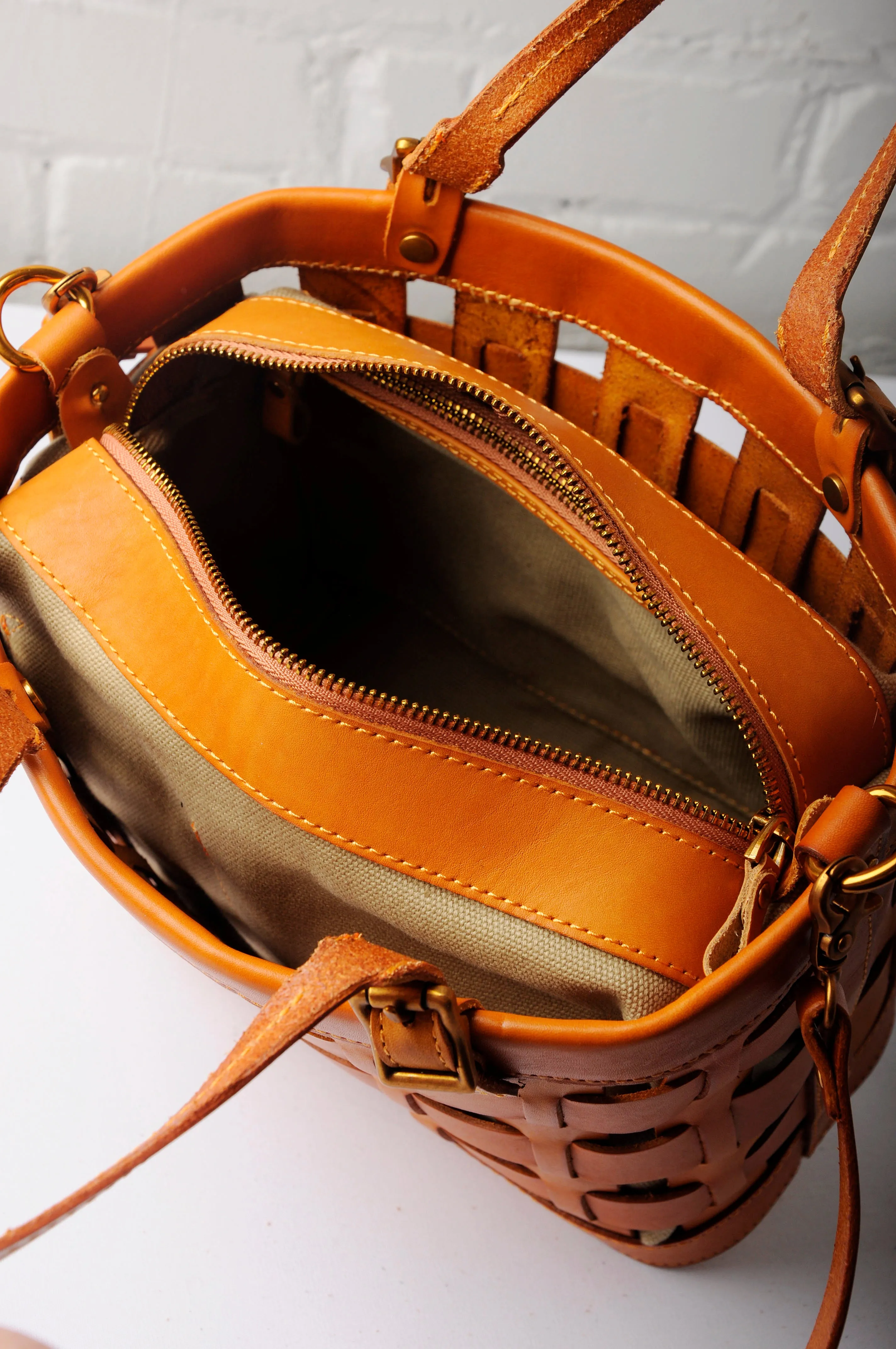 Venture Basket Tote - Tan