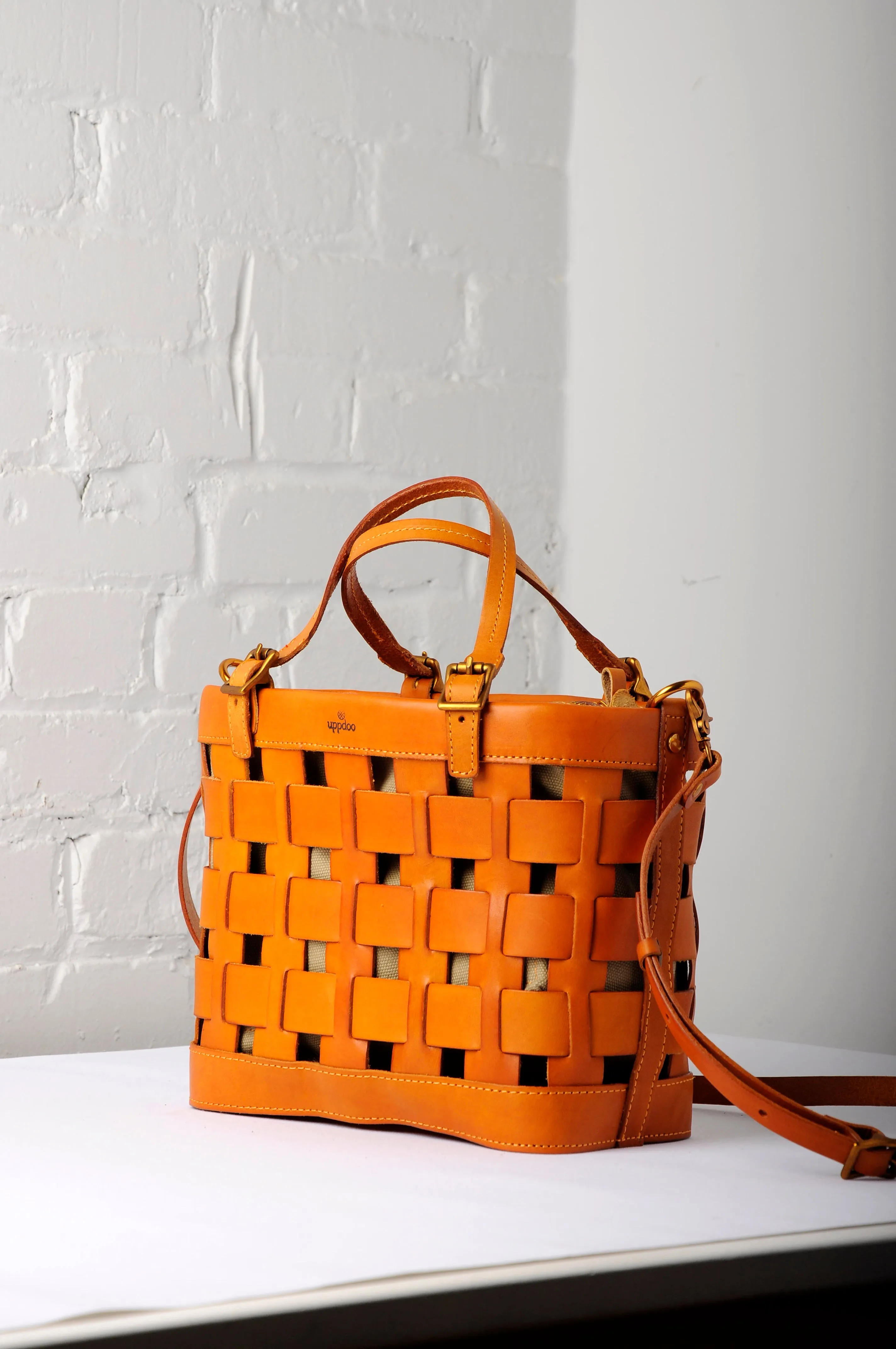 Venture Basket Tote - Tan