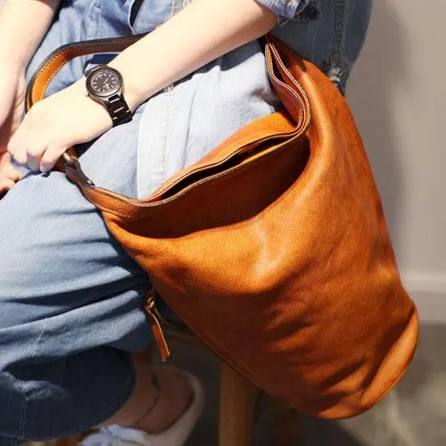 Vintage Womens Brown Leather Shoulder Tote Bag Large Bucket Tote Barrel Tote Purse