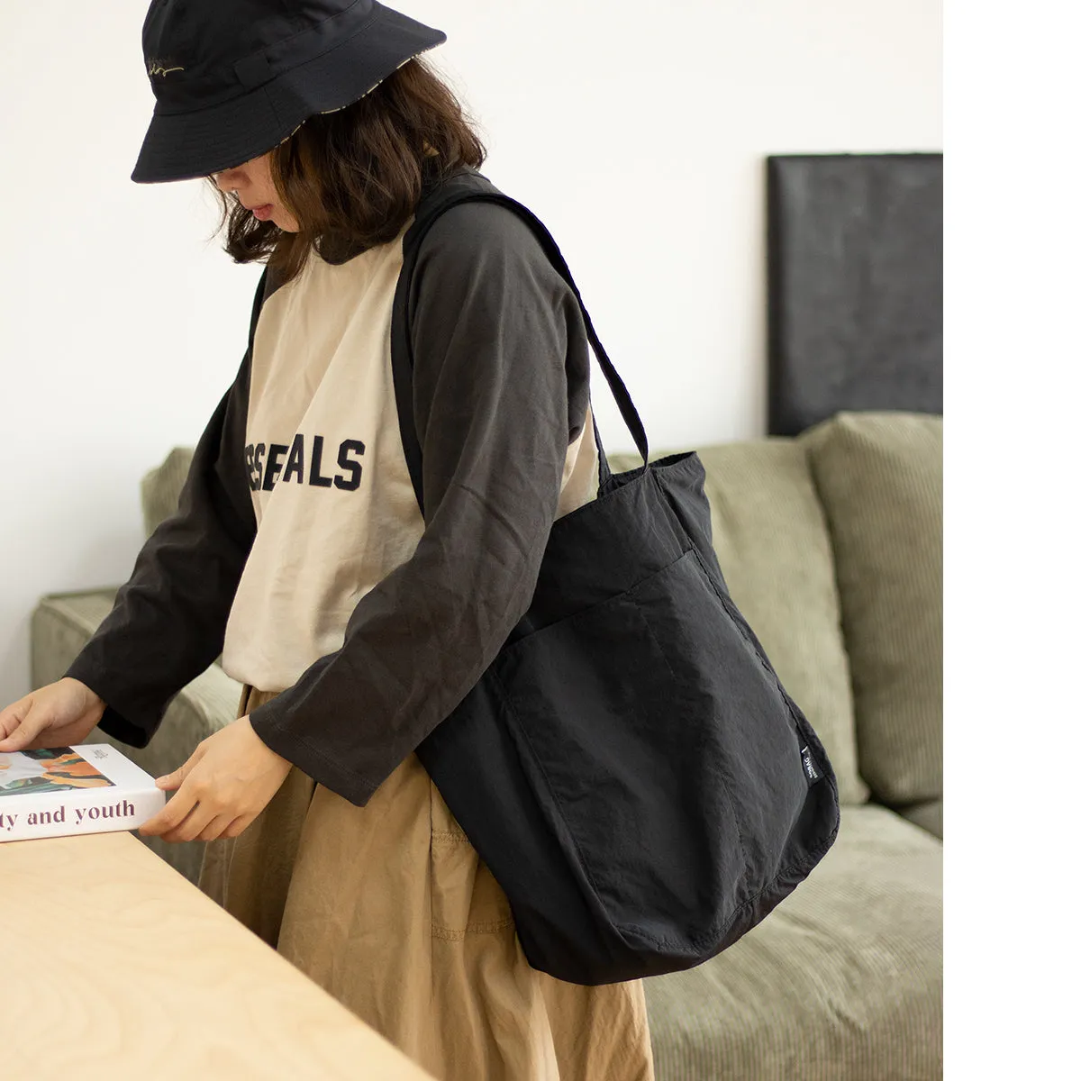 Womens Dark Khaki Large Nylon Tote Bag Nylon Tote Bags With Zipper Ladies Nylon Tote Bags